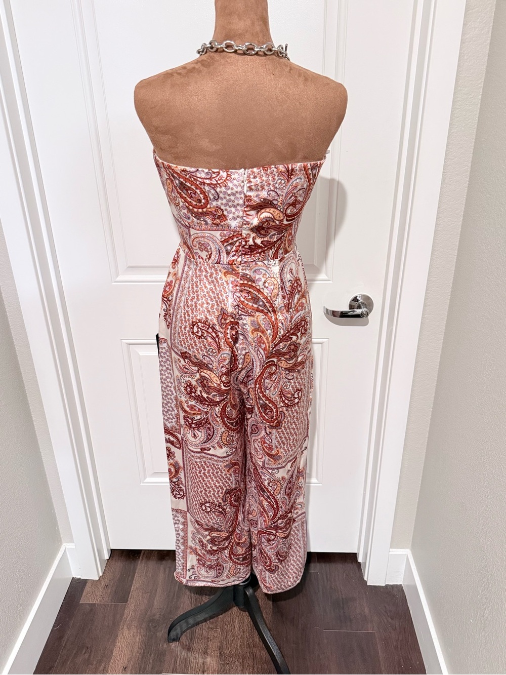 NWT Lulu’s Paisley Strapless Wide Leg Jumpsuit Size S Boho Palazzo Romper - Picture 5 of 9